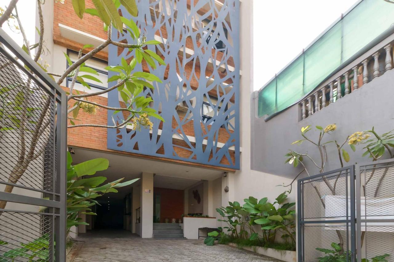 เรดดอร์ซ พลัส เนียร์ เรดิโอ ดาลาม 3 Hotel จาการ์ตา ภายนอก รูปภาพ